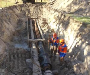 Працівники КП «Київтеплоенерго» ліквідували пошкодження тепломереж на вул. Стальського, 24  та замінили там 15 метрів мережі