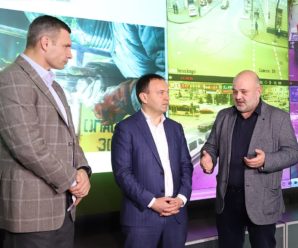 За добу аварійні бригади КП «КИЇВТЕПЛОЕНЕРГО» ліквідували 65 пошкоджень. Без тепла лишаються 24 будівлі, підключити які планують найближчим часом