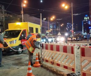 Київтеплоенерго розпочало ліквідацію пошкодження на вул. Саксаганського, 22