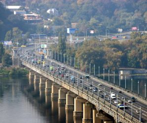 Після ремонту тепломережі на мосту Патона на Русанівці і Березняках відновлене постачання гарячої води