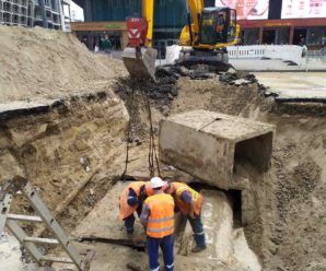 На місці пошкодженої магістральної тепломережі на вулиці Антоновича замінять 100 м трубопроводу