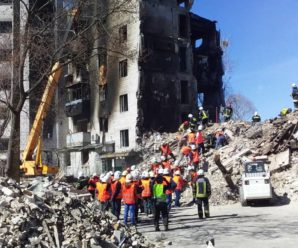 Київтеплоенерго допомагає в розбиранні завалів у Бородянці