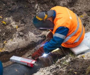 Київтеплоенерго замінює 11 км тепломереж, пошкоджених внаслідок ракетних обстрілів