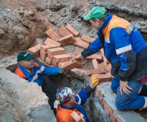 Київтеплоенерго ремонтує газоходи котлів на одній із котелень у Голосіївському районі