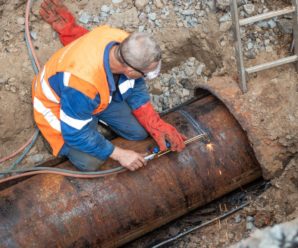 Київтеплоенерго відремонтувало магістральний трубопровід, від роботи якого залежить теплопостачання частини Виноградаря