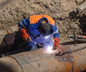 Київтеплоенерго замінило пошкоджену ділянку труби на Печерському узвозі