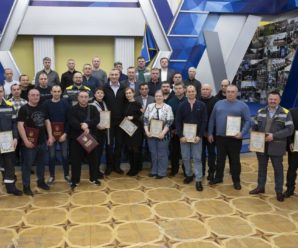 Віталій Кличко привітав столичних енергетиків із професійним святом і вручив відзнаки від міста