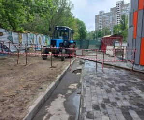 Київтеплоенерго локалізувало пошкодження тепломережі на вул. Вадима Гетьмана